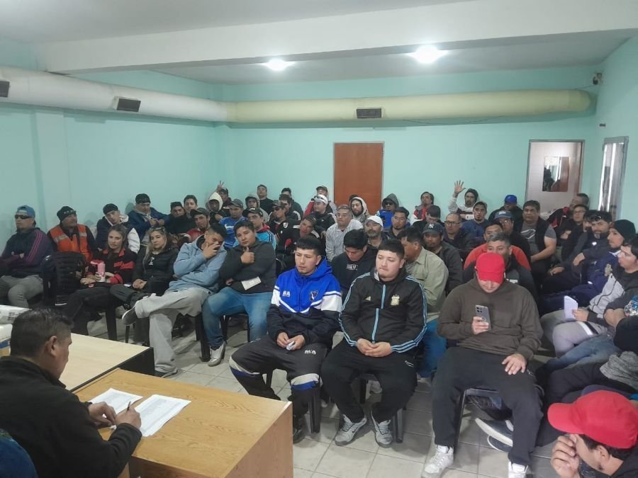 Pico Truncado: se llevó a cabo una capacitación en Seguridad e Higiene en Construcción